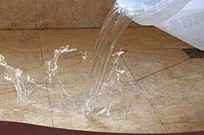 克东漏水维修 免砸砖防水材料该如何施工